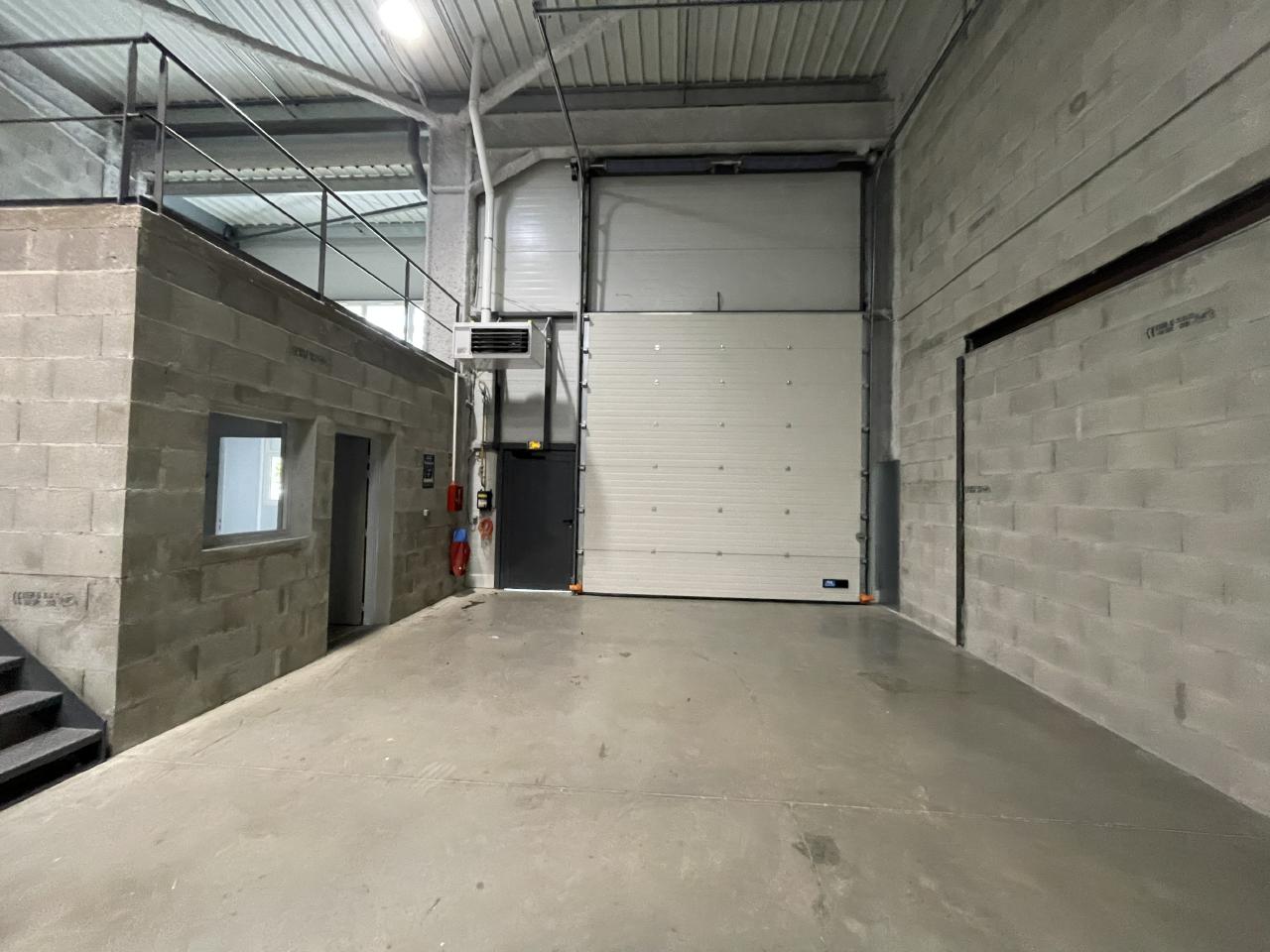 Local d'activité Vénissieux 255m² Location local d'activité Vénissieux Rhône OLACT2109388 3